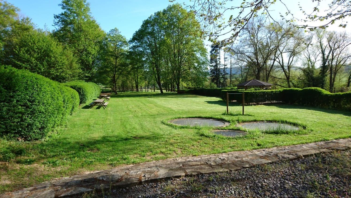 Chateau De L Aviette - Rancennes Givet Luaran gambar